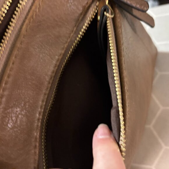 Crossbody Purse Shoulder Bag, Slouchy. Zippered, pockets, dark camel color - Picture 5 of 15